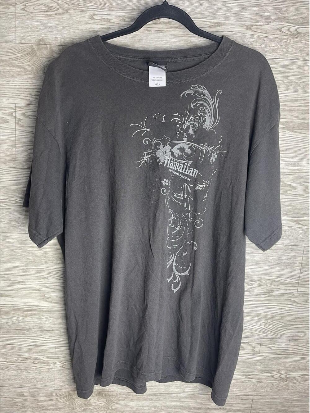 Vintage Y2K Performance Surfwear Guam T-shirt Grey XL  Men’s